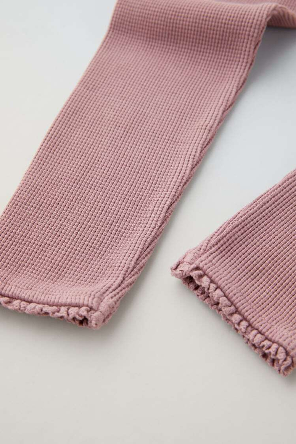 ZARA ЛЕГИНСЫ ИЗ РИФЛЕНОГО ТРИКОТАЖА С КРУЖЕВОМ, ТЕМНО-РОЗОВЫЙ