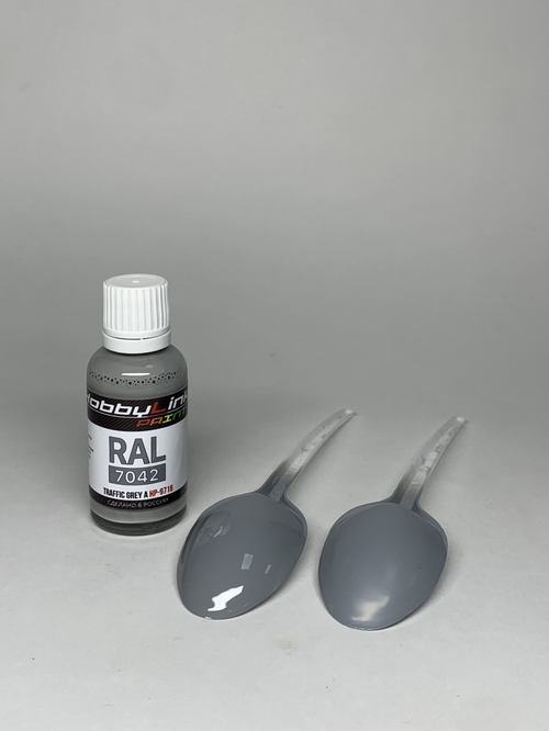 Краска лаковая HobbyLink RAL-7042 Traffic Grey A HP-9716