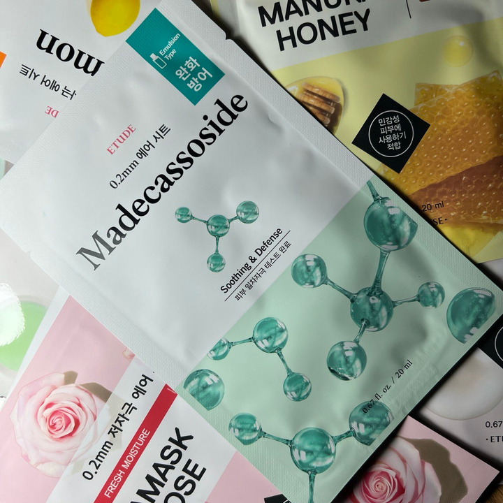 Маска тканевая для лица Etude House Therapy Air Mask Madecassoside 0.2 мм успокаивающий эффект и защита 20 мл