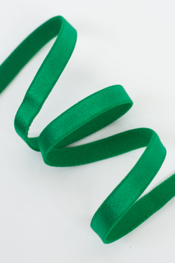 Резинка бретелечная зелёная глянцевая 10 мм