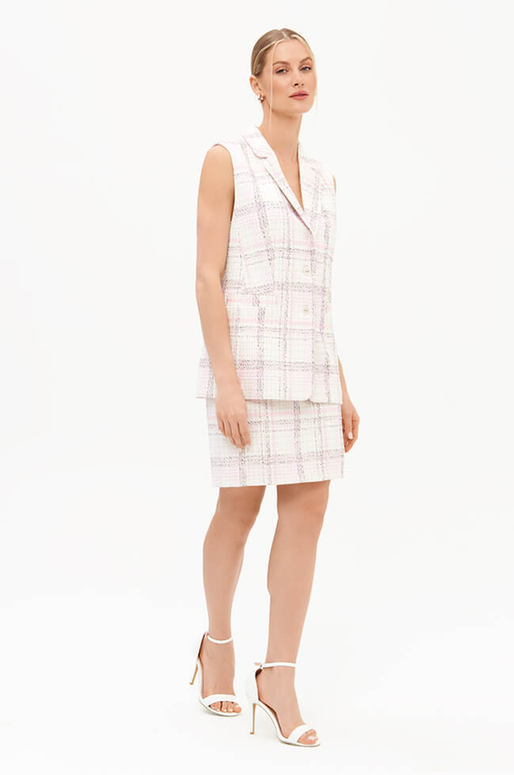 1967 Жилет женский (молочно-розовый)