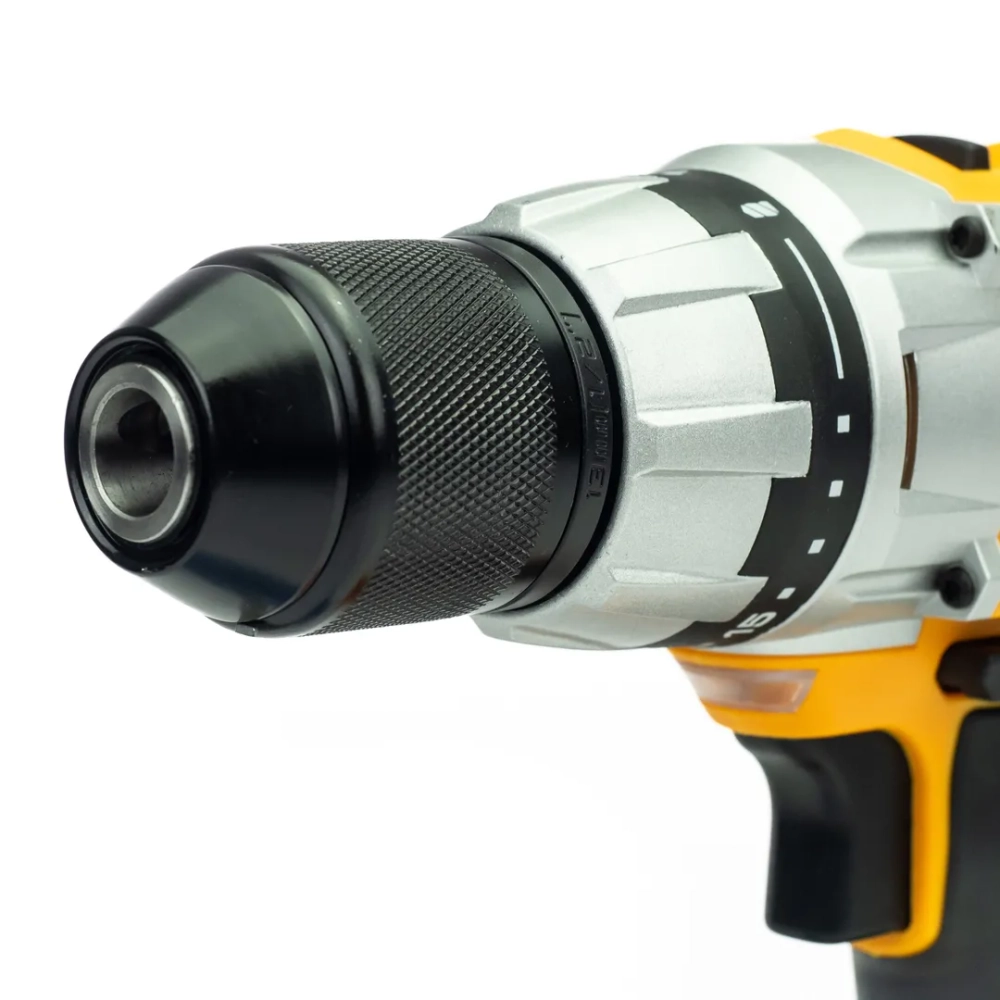 Дрель-шуруповерт аккумуляторная (JCB-18DD-B-E) 18V, max 45Nm в комплекте с зарядным устройством (JCB-18VFC-E) 2.4A и батареей аккум(JCB-20LI-E) 2.0AH JCB JCB-18DD-2X-E