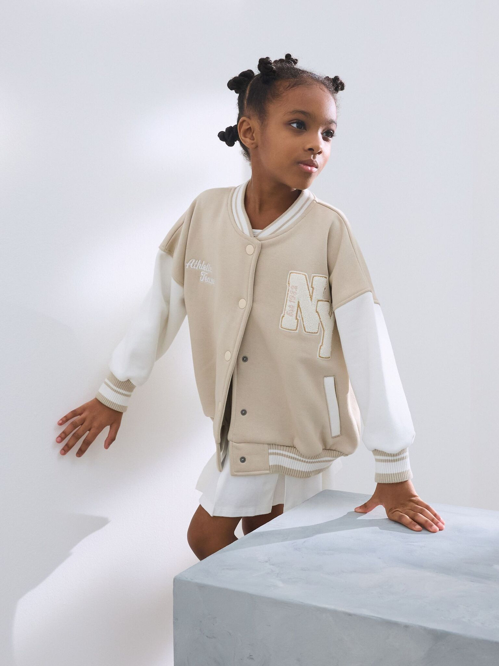 Бомбер для девочки Next AT9-148, Бежевый, Белый