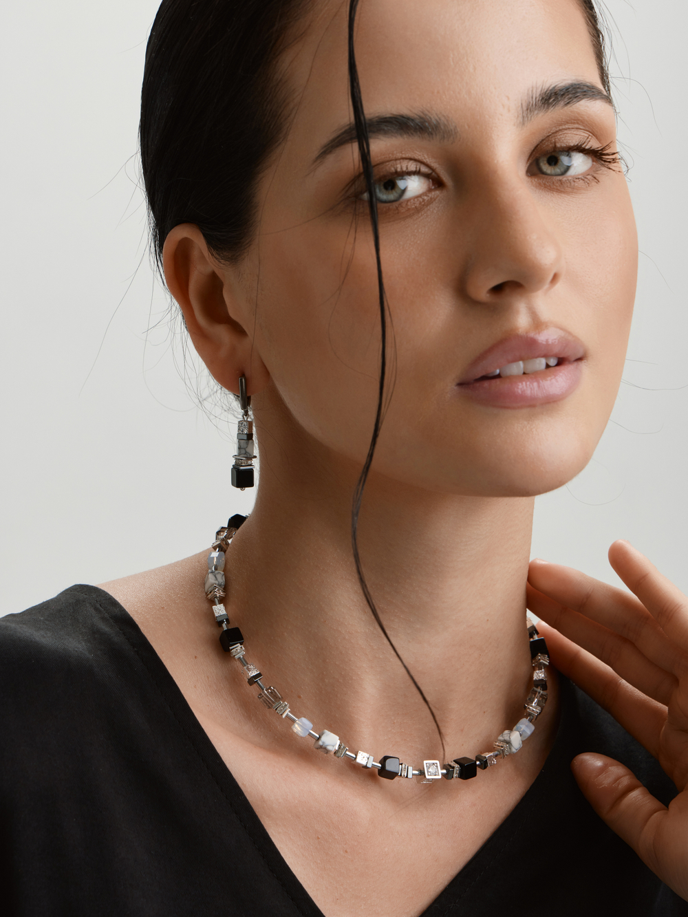 91003707 Колье Selena Pearls