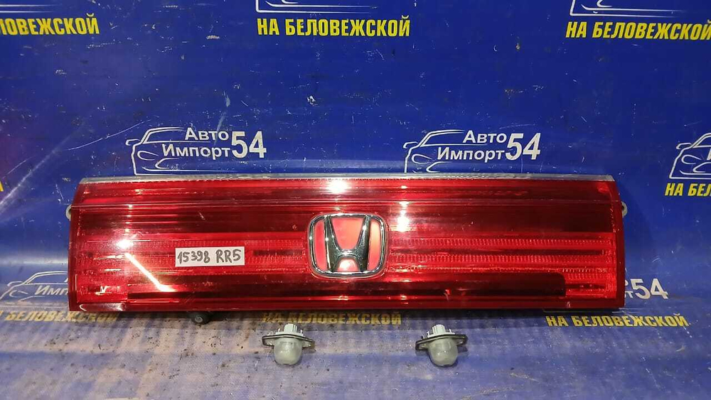 Вставка в багажник центральная Honda ELYSION 2006-2013