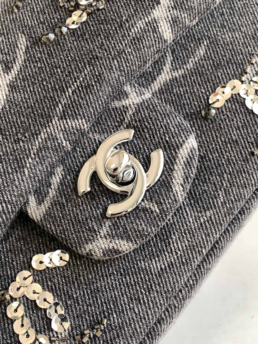 Chanel Bag 20 cm