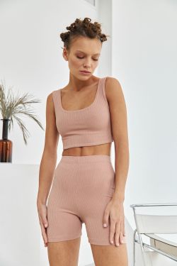 Велосипедки в рубчик миндального цвета