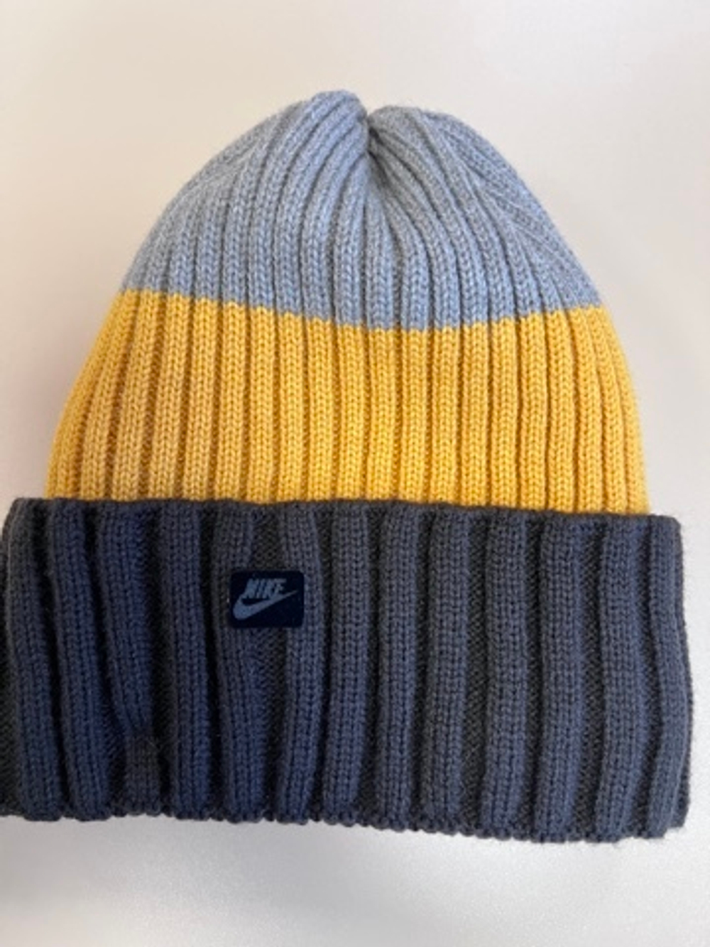 Шапка зимняя на флисовой подкладке подростковая