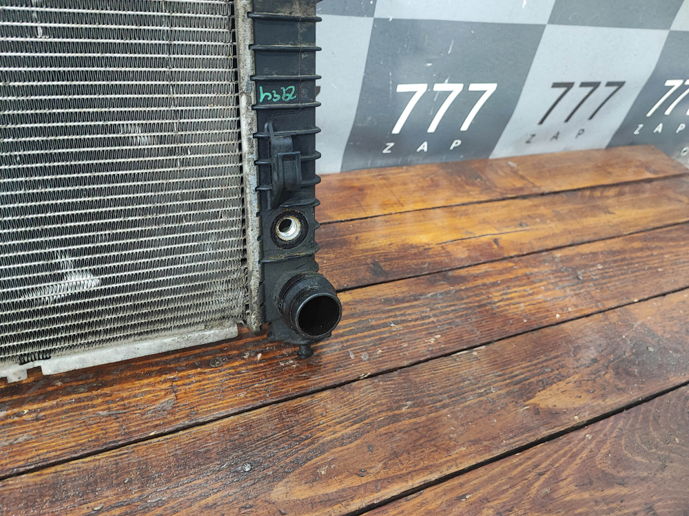 Радиатор двигателя Mercedes GLE (W166) 11-19 Б/У Оригинал A0995001303