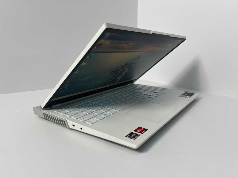 Ноутбук игровой Lenovo Legion 5 15ACH6A (82NW001ARK) 15.6"/AMD Ryzen 7 5800H/RAM 16GB/SSD 1024GB/AMD Radeon RX 6600M 8GB/1920*1080/IPS/DOS/Подсветка кл-ры: LED/белый. Состояние: A1