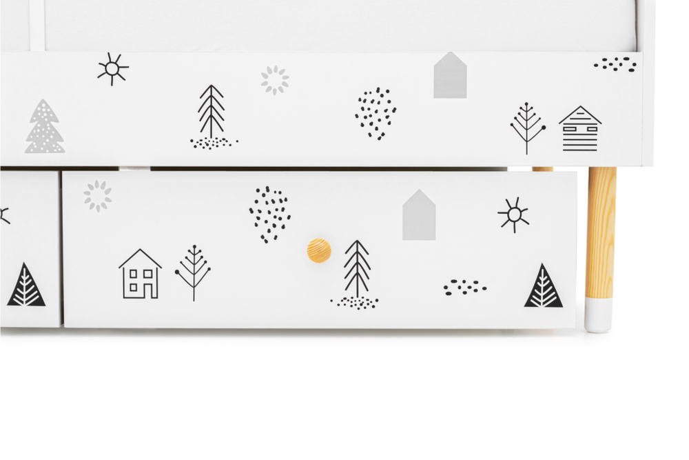 Детская кровать Бельмарко Stumpa Классика Домики ч б