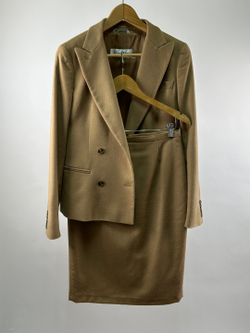 Костюм Max Mara