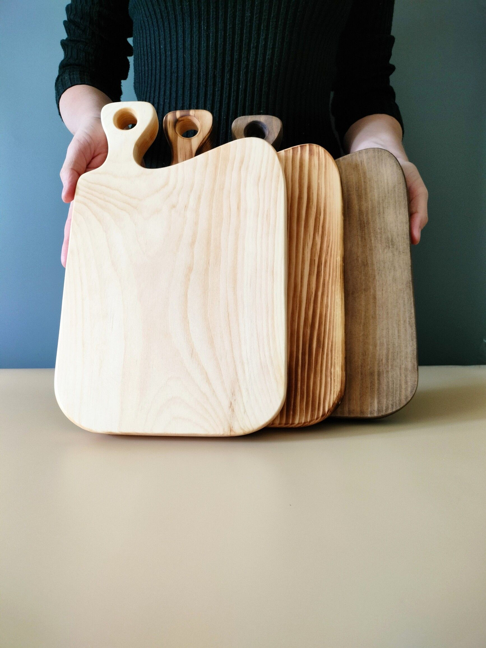 Доска разделочная из дерева сервировочная