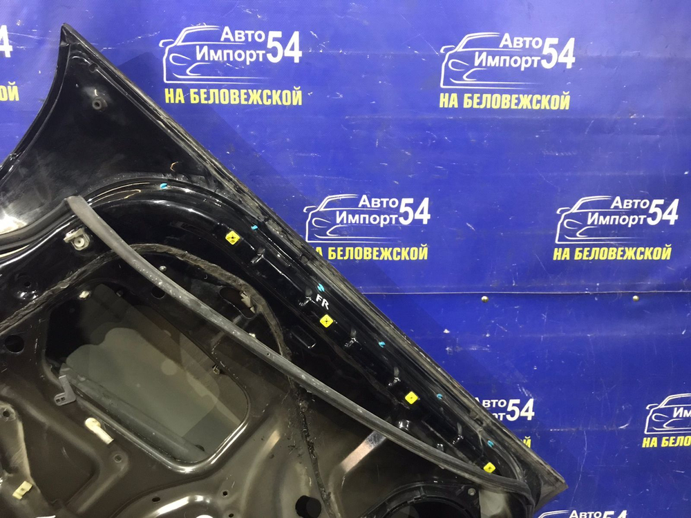 Дверь передняя правая LEXUS LX470 2004
