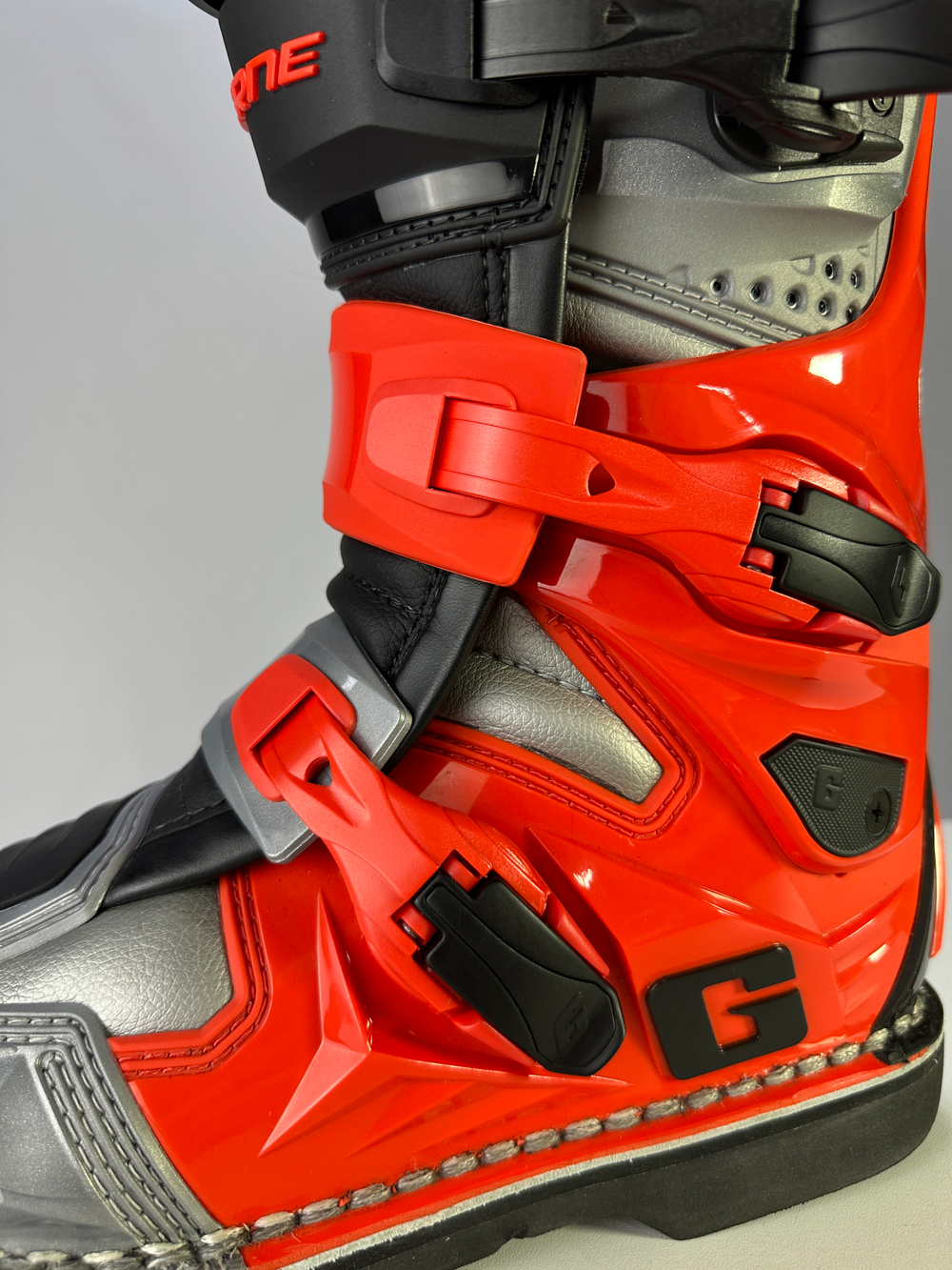 Мотоботы GAERNE SG-12