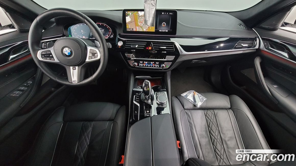 BMW 5 Series (G30) 530i M Sports (01.2022)