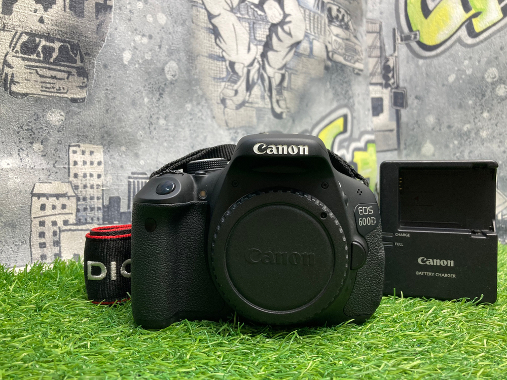 Canon EOS 600D 3.800 кадров