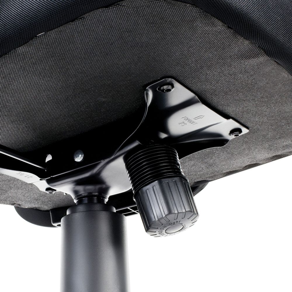 Кресло руководителя Helmi HL-E37 "Wind", ткань черная