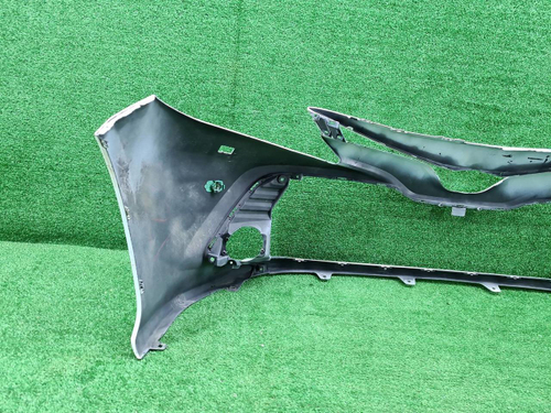 Бампер передний Toyota Camry 8 XV70 (2017-2021)