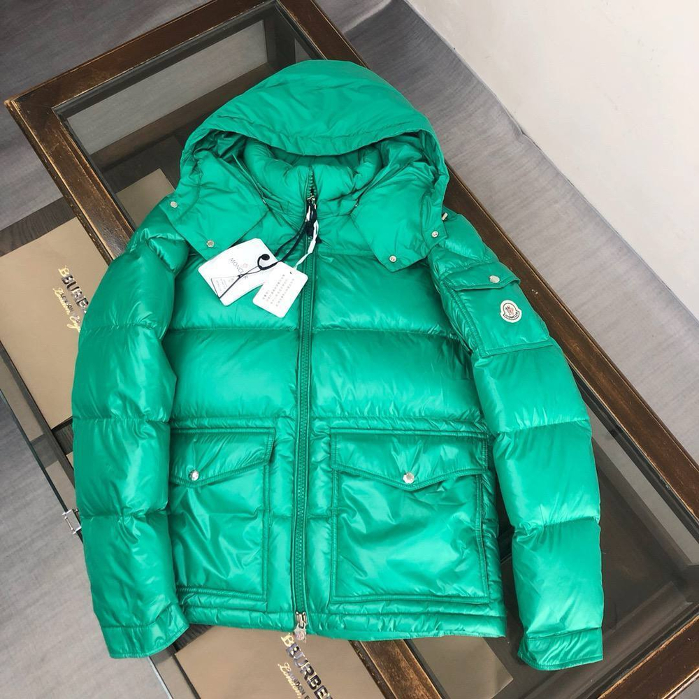 Пуховик Moncler