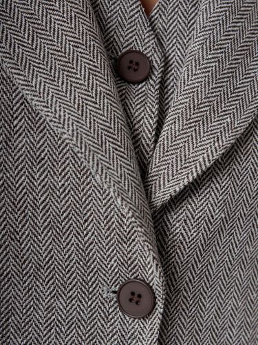 Женский костюм-тройка бежевого цвета