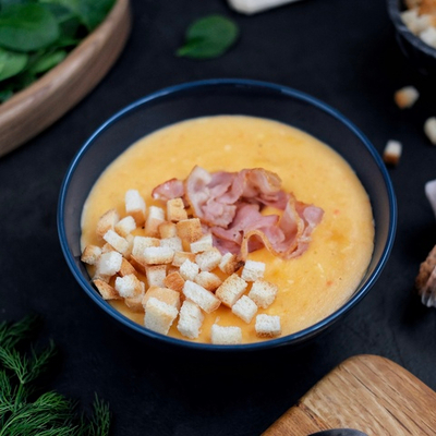 Сырный суп с беконом