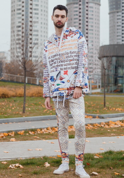 Куртка «Манускрипт», по мотивам готического шрифта и иллюстраций из Бревиария короля Мартина Арагонского