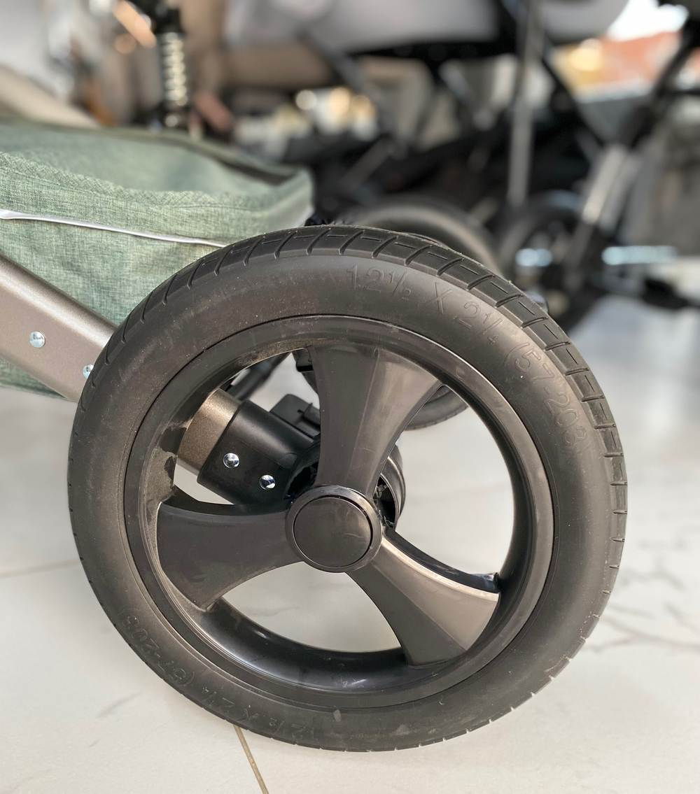 Детская коляска 3в1 LUXMOM 555 Зелёный текстиль