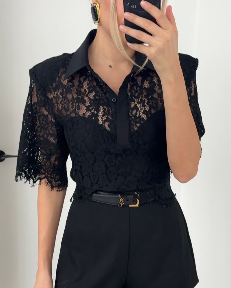Блуза кружевная с воротником-поло