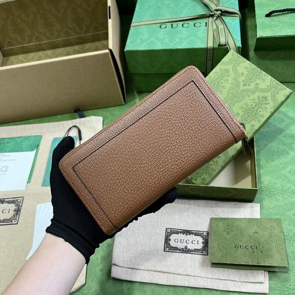 Gucci Diana Wallet