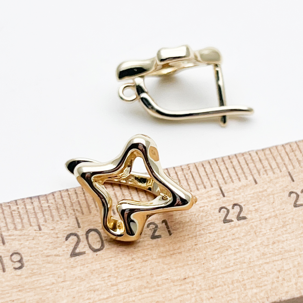 Ювелирные швензы с позолотой, размер 14*15 мм, цена за пару