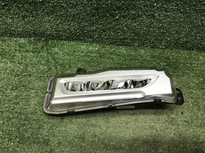 ПТФ левая BMW X5 G05, X7 G07 (2018-2023)