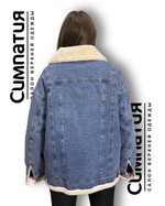 Джинсовая куртка с воротником и интересными деталями