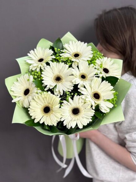 Букет из 9 белых гербер
