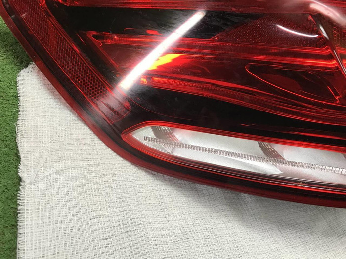 Фонарь левый внешний Mercedes E W212 (2013-2016)