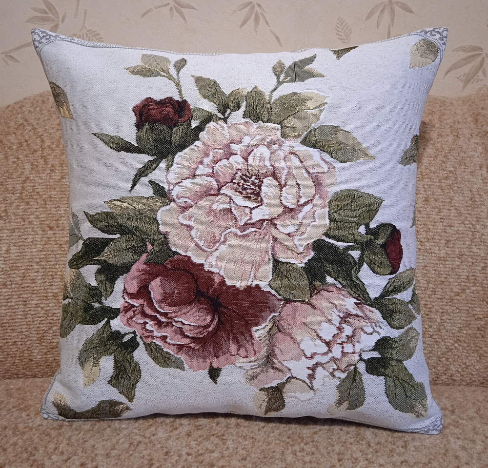 Декоративный гобеленовый чехол для интерьерной подушки Пионы 47х47