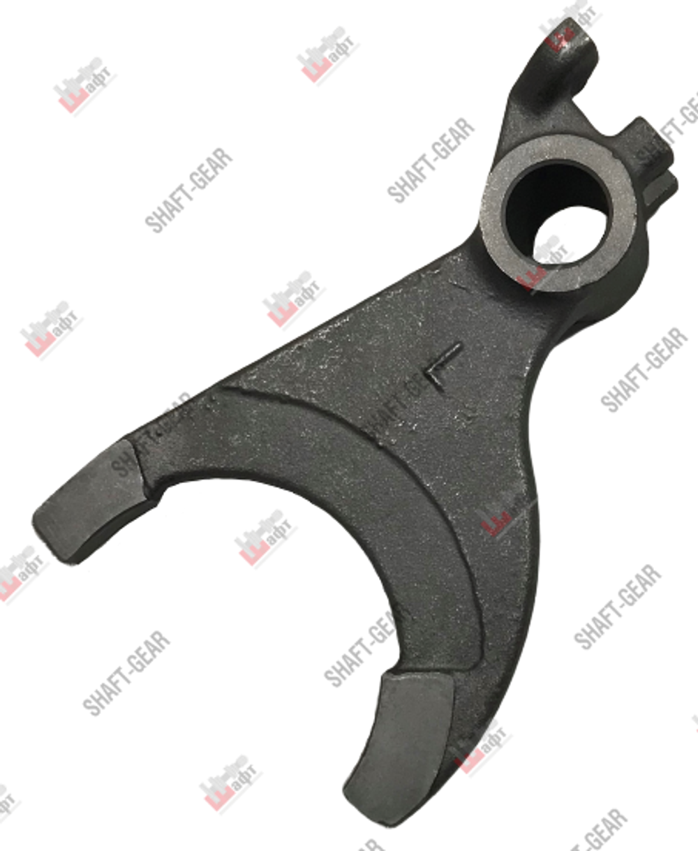 5DS50T-1702055 - Вилка переключения задней и 1 передачи на КПП