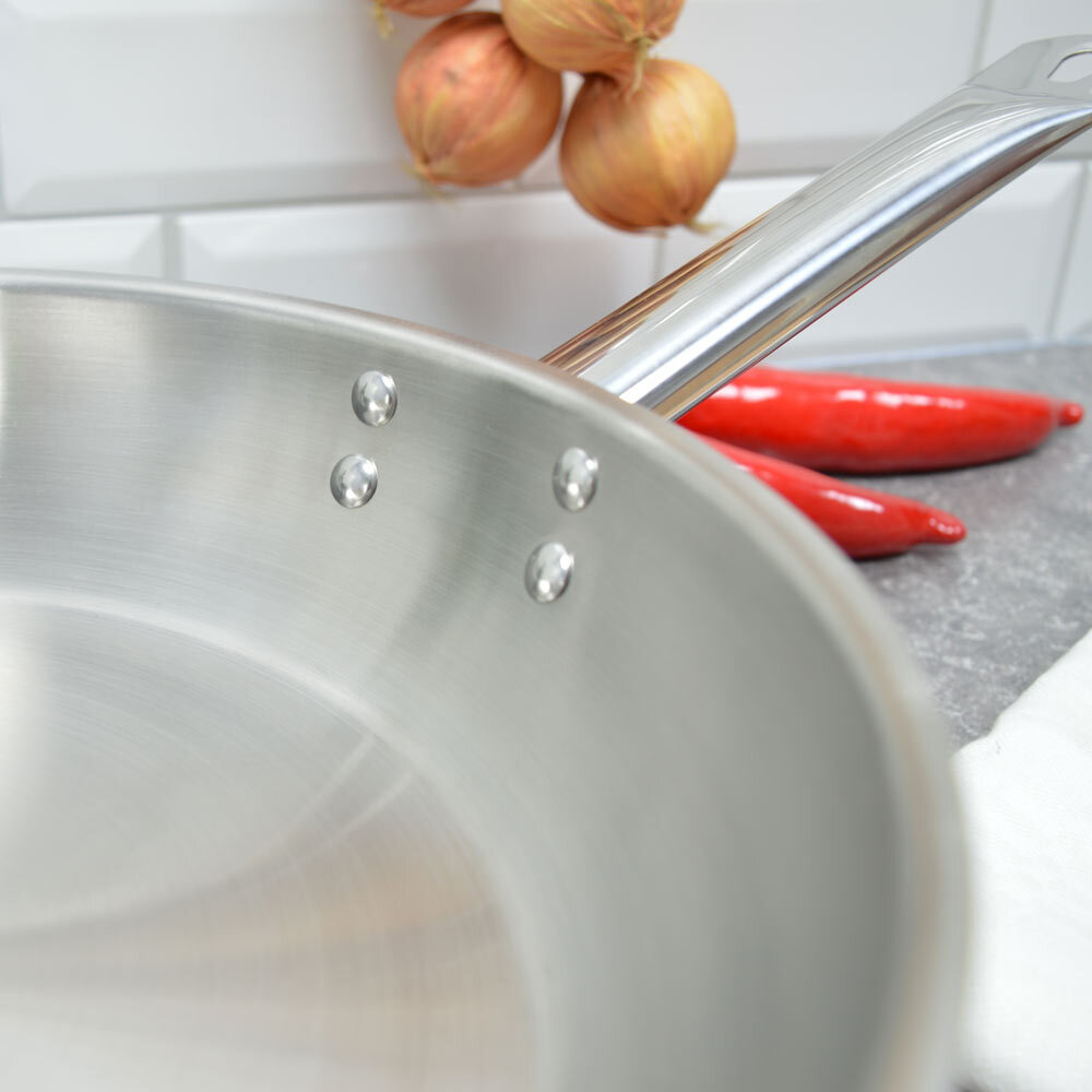 Сковорода 28см Общепит без крышки, корпус 0,6мм индукция ТРС 3,5мм