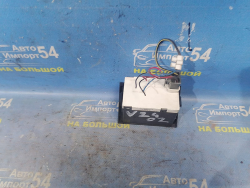 Часы салонные MITSUBISHI PAJERO 1994