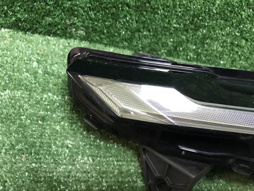 Битый Указатель поворота левый Omoda C5 (22-нв)