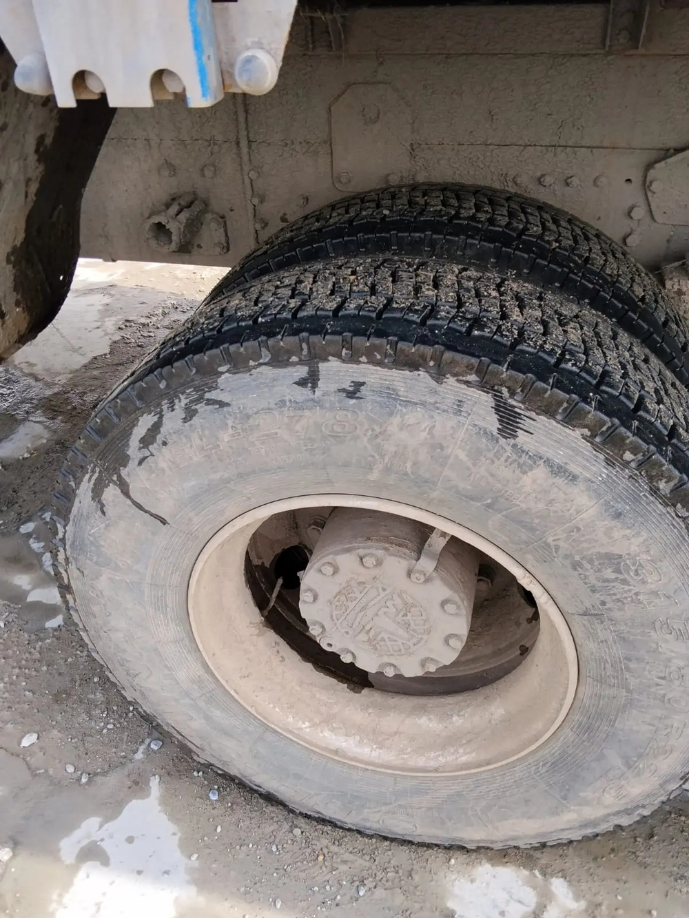 МАЗ 6312 6x4 Бортовой с КМУ 338281 (Дизельный, 6,7 л, 328 л.с., МТ)