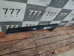 Накладка лобового стекла правая Ford Explorer 5 10-19 Б/У Оригинал BB5Z7803144AA