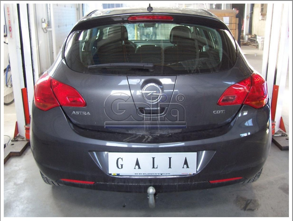 Оцинкованный фаркоп на Opel Astra J хетчбек 5 дверей 2009-2015 (без электрики), Galia O058A