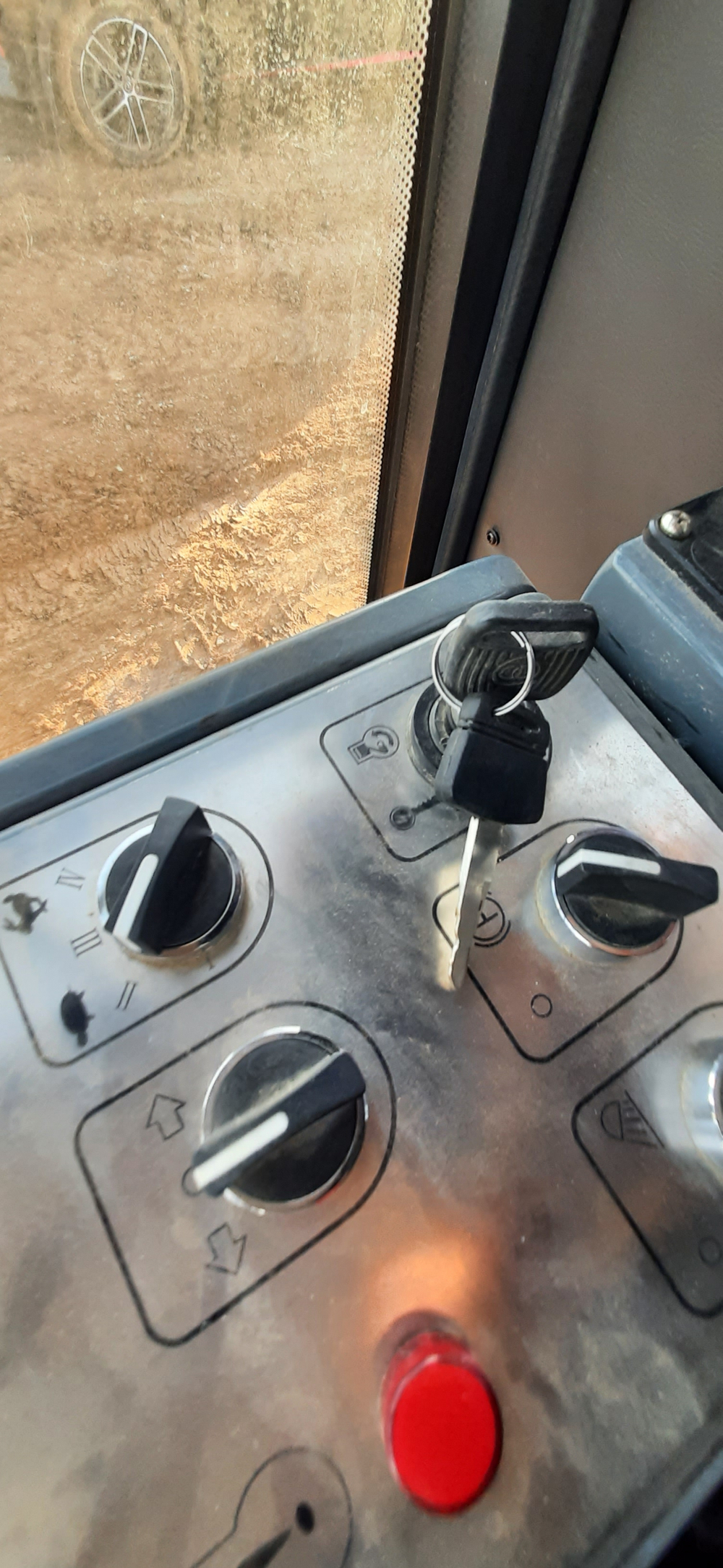 SANY SSR* Каток SSR200C-8H (Дизельный, 6,8 л, 200 л.с., АТ)