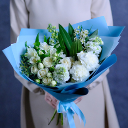 Букеты с маттиолой