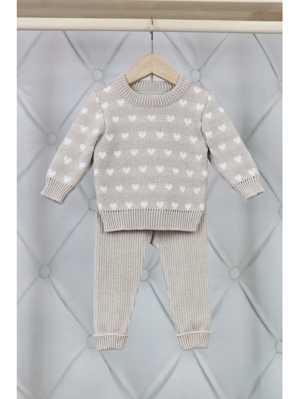 Костюм вязаный детский "Сердечки"