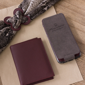 Кожаная обложка для паспорта и автодокументов, теленок бордового цвета