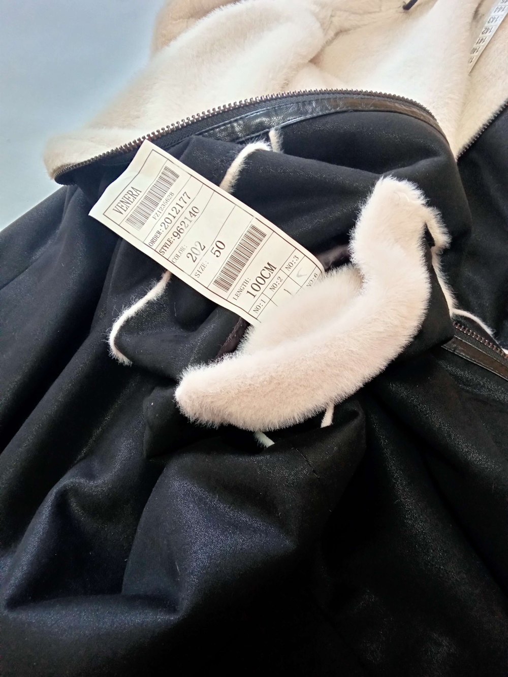 Дублёнка демисезонная, лёгкая двухсторонняя.Турция.Размер-50