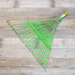 Грабли веерные 22-х зубые 43см с фиксатором, оцинковка