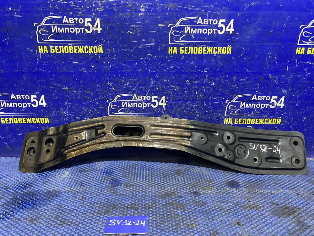 Балка передняя продольная TOYOTA CAMRY 1993